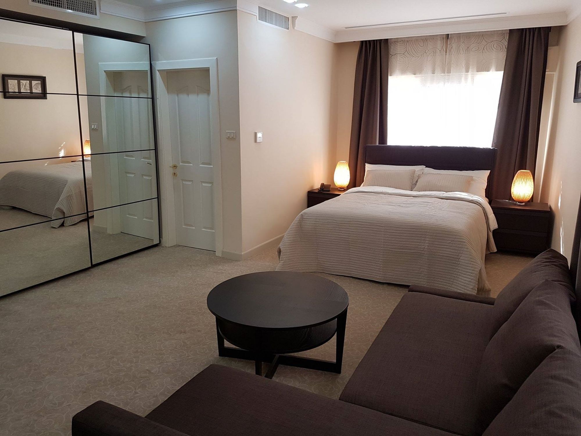 Al Basem Hotel Amman Eksteriør billede